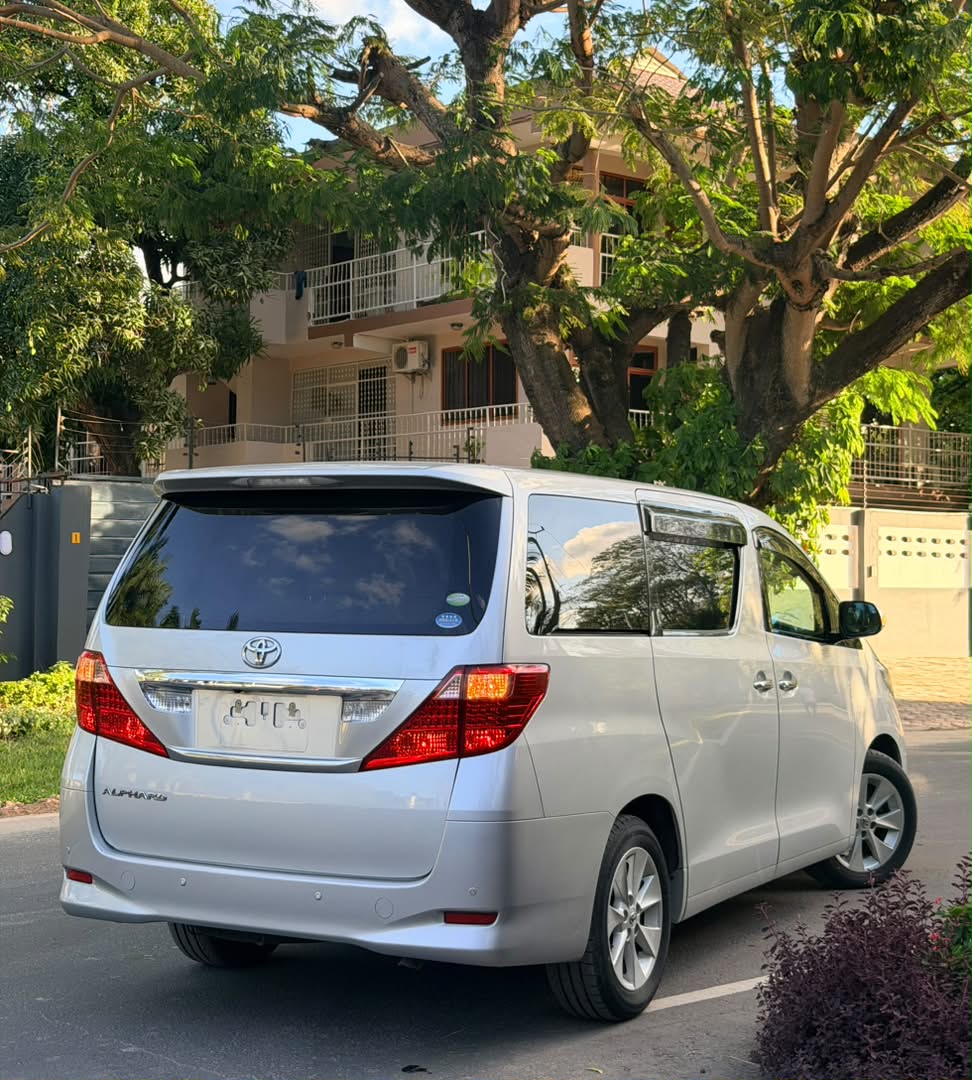 TOYOTA ALPHARD thumbnail 8